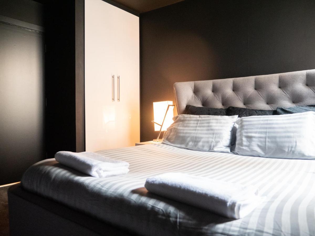 The Sea Lounge Accomodation 브로드스테어즈 외부 사진