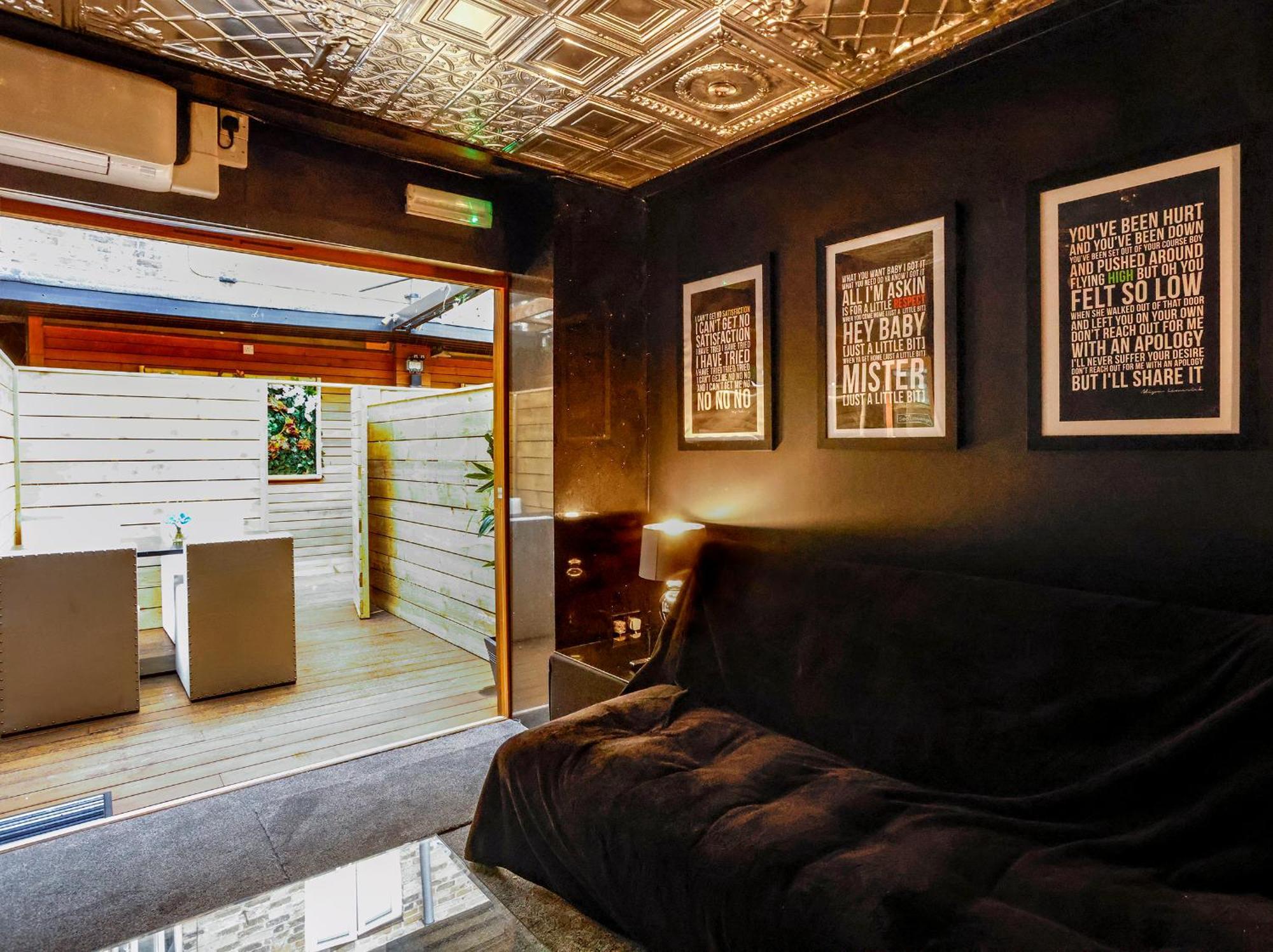 The Sea Lounge Accomodation 브로드스테어즈 외부 사진